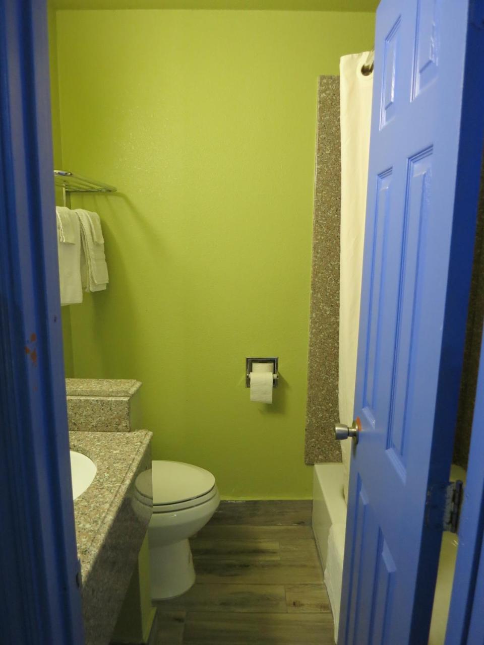Gateway Inn Тълса Екстериор снимка